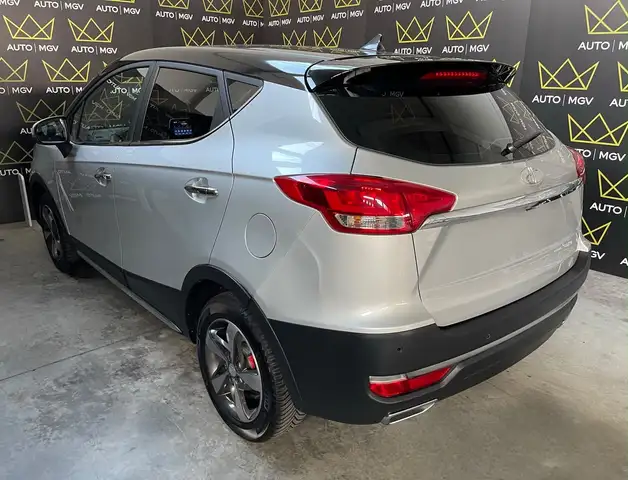 DR Automobiles DR4 view 6