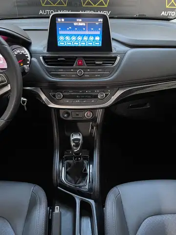 DR Automobiles DR4 view 13