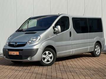 Kombi "Life" 2.5 CDTI L2H1 7-SITZE KLIMA