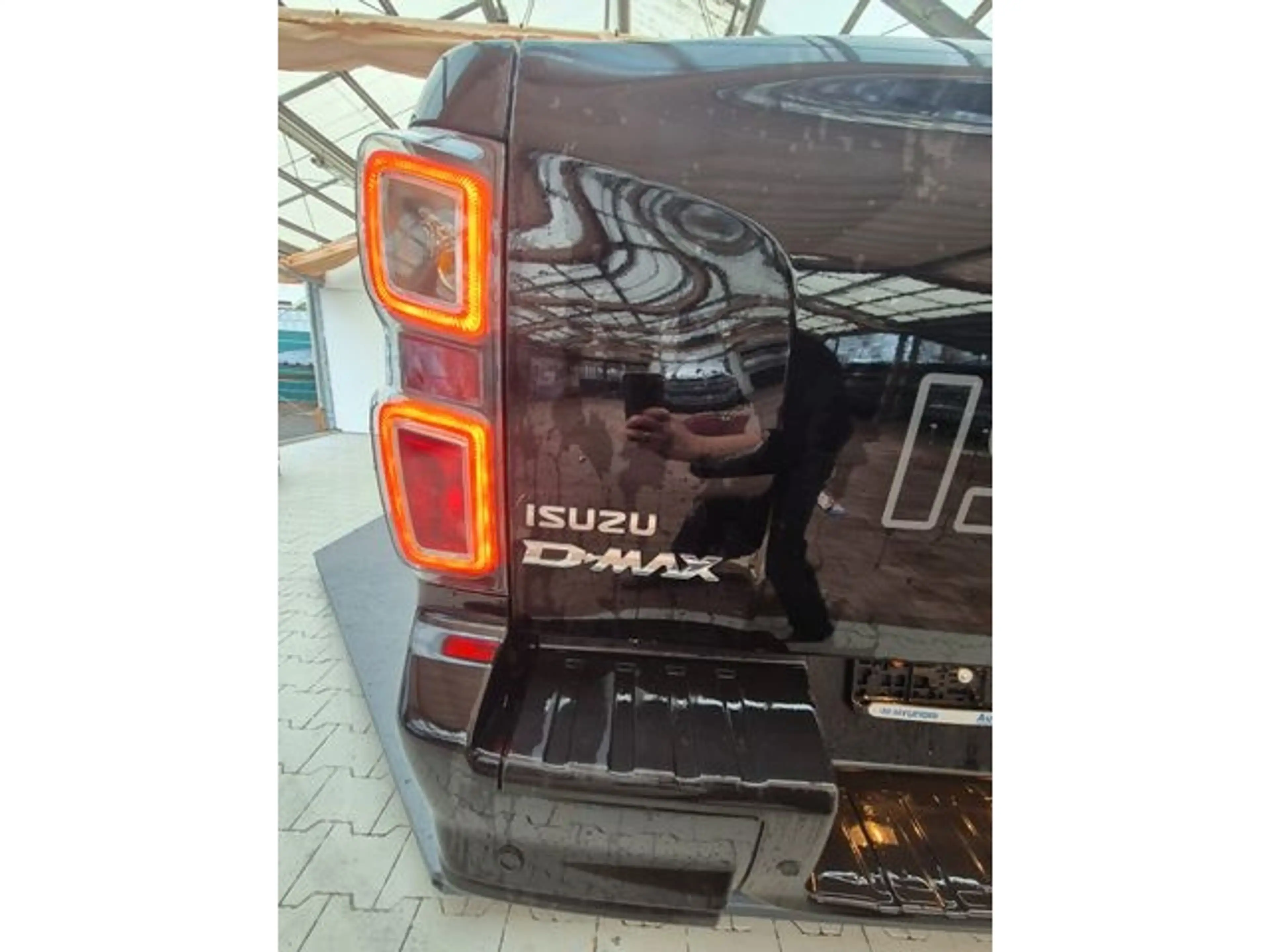 Isuzu D-Max Double Cab 4WD LSE A/T — photo 8