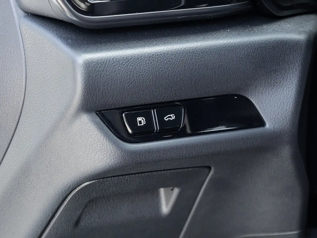 Lexus NX photo Lexus NX