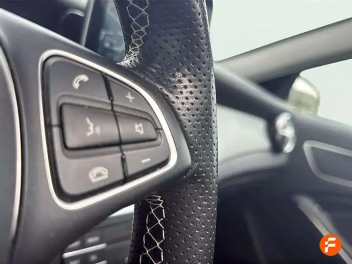 Mercedes-Benz GLA 2018, foto 17