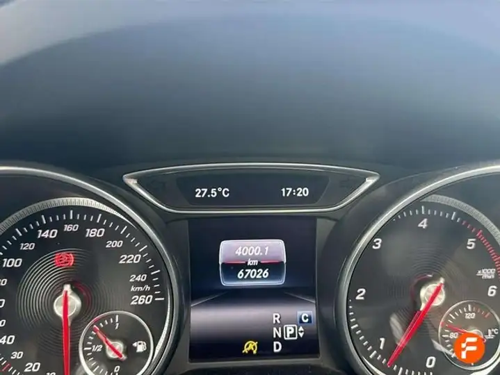 Mercedes-Benz GLA 2018, foto 16
