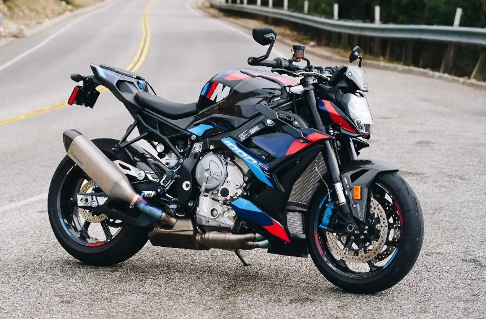 BMW M 1000 R Performance Negru - 1