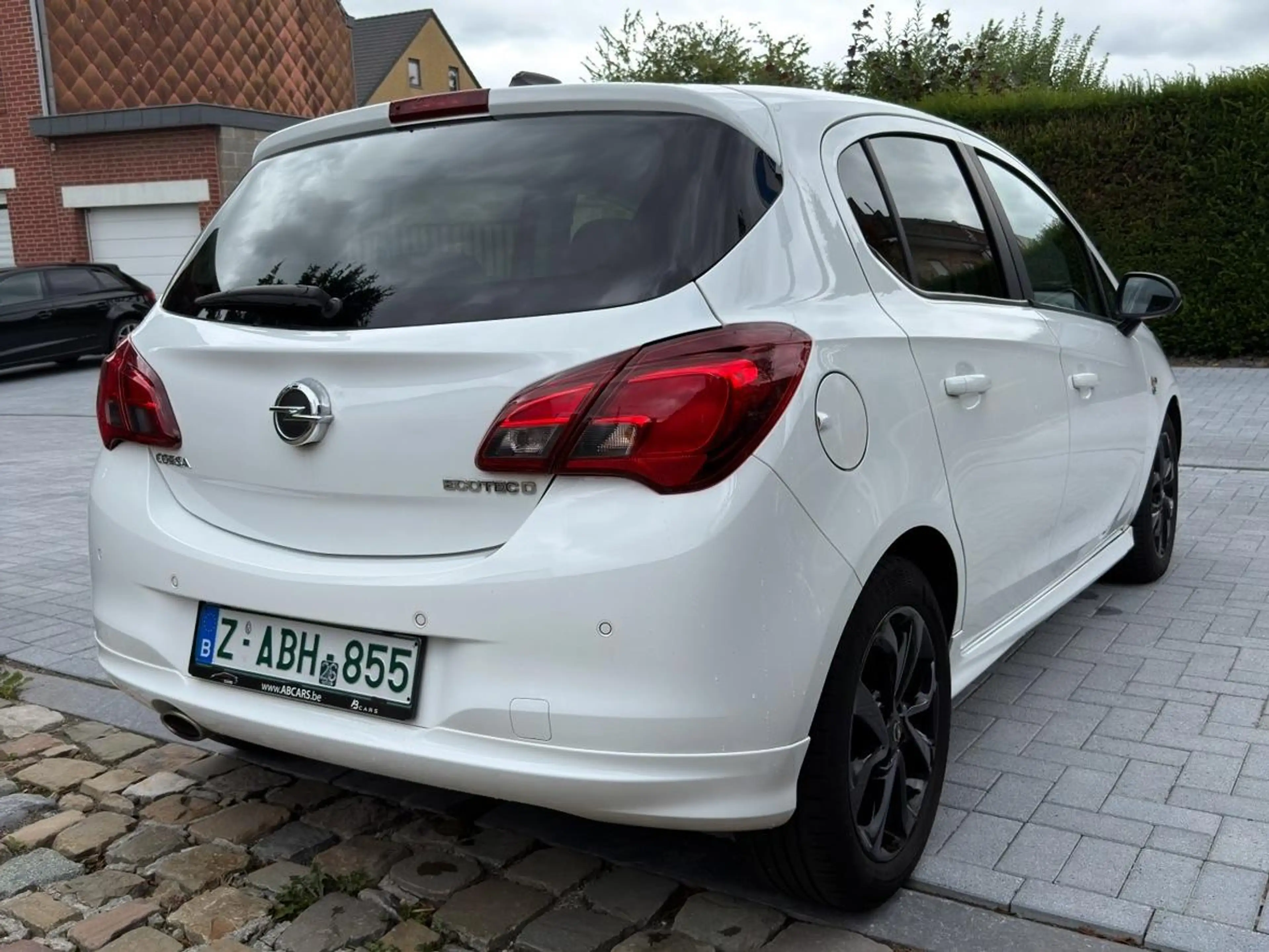 Opel Corsa-e Color édition — photo 4