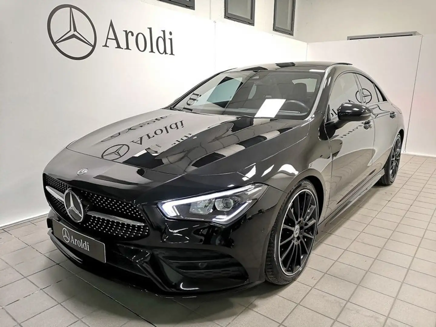 Mercedes-Benz CLA 200 D PREMIUM AMG+TETTO+NIGHT+CERCHI 19+LUCI AMBIENT Schwarz - 1