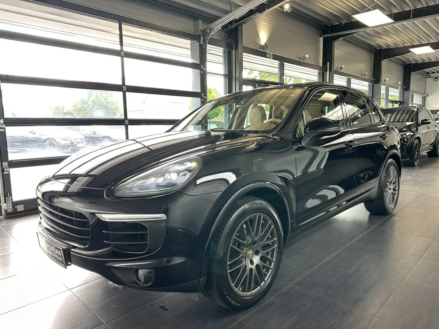 Porsche Cayenne Diesel Platinum Edition|Luft|Pano|AHK Nero - 2