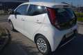 Toyota Aygo 1,0 VVT-i x-play **1.Besitz/8fach Bereift/Kamera** Weiß - thumbnail 4