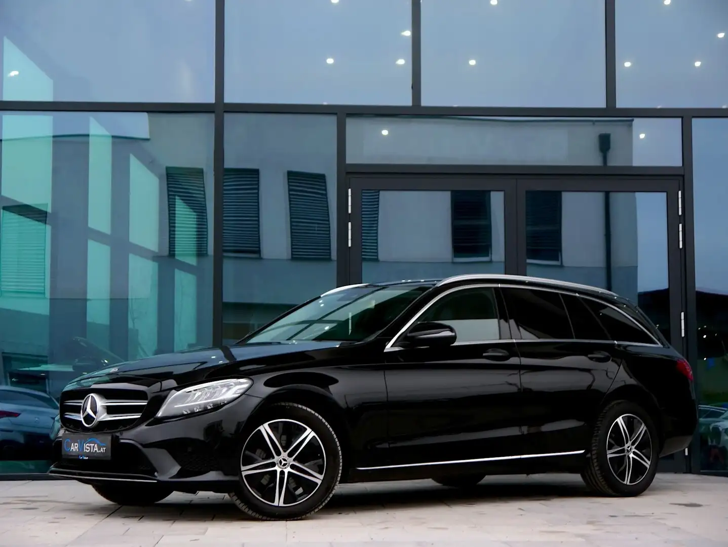 Mercedes-Benz C 220 d T 4MATIC Aut. Schwarz - 1