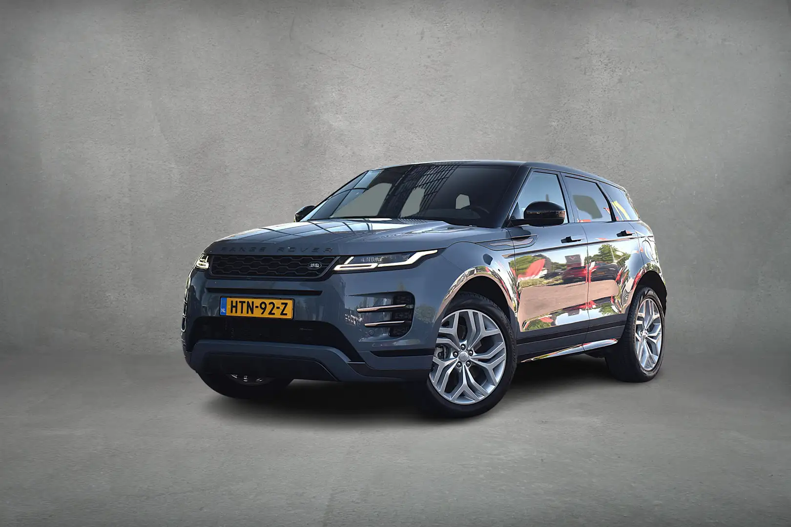 Land Rover Range Rover Evoque 1.5 P300e AWD R-Dynamic SE | 309 PK | Meridian | L Grijs - 2