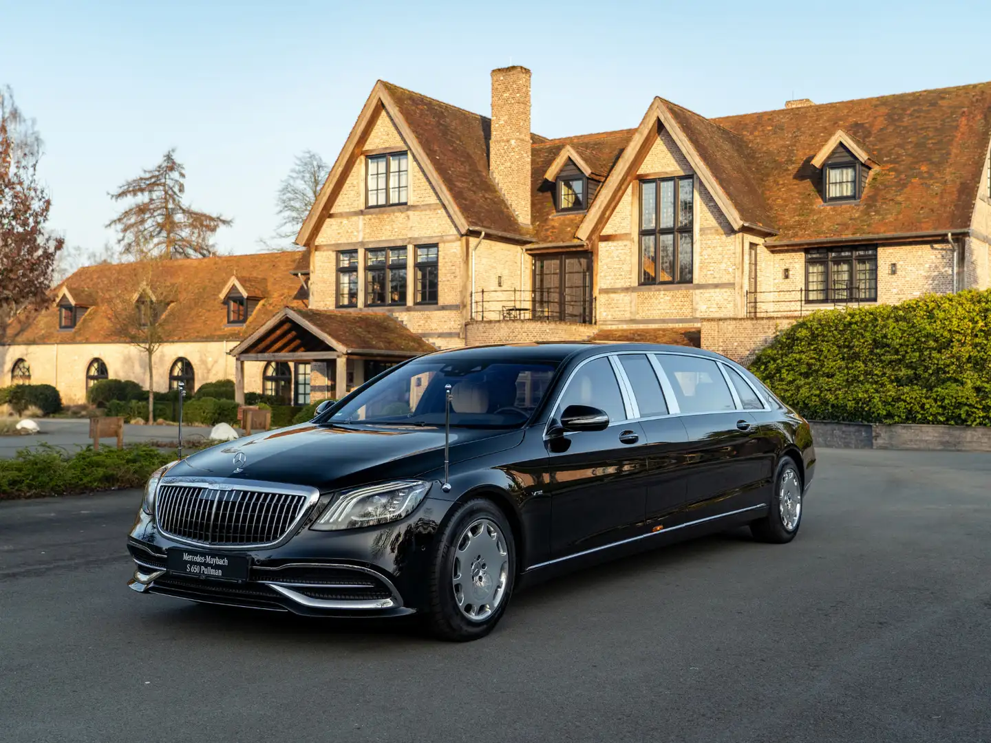 Mercedes-Benz Maybach S-Klasse 650 Pullman - 2