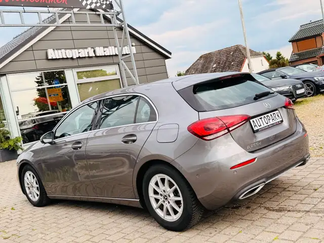 Mercedes-Benz A view 5