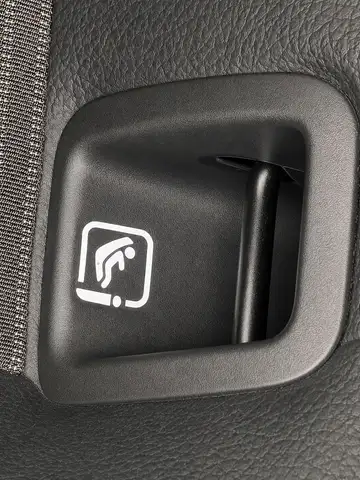 Mercedes-Benz A view 14