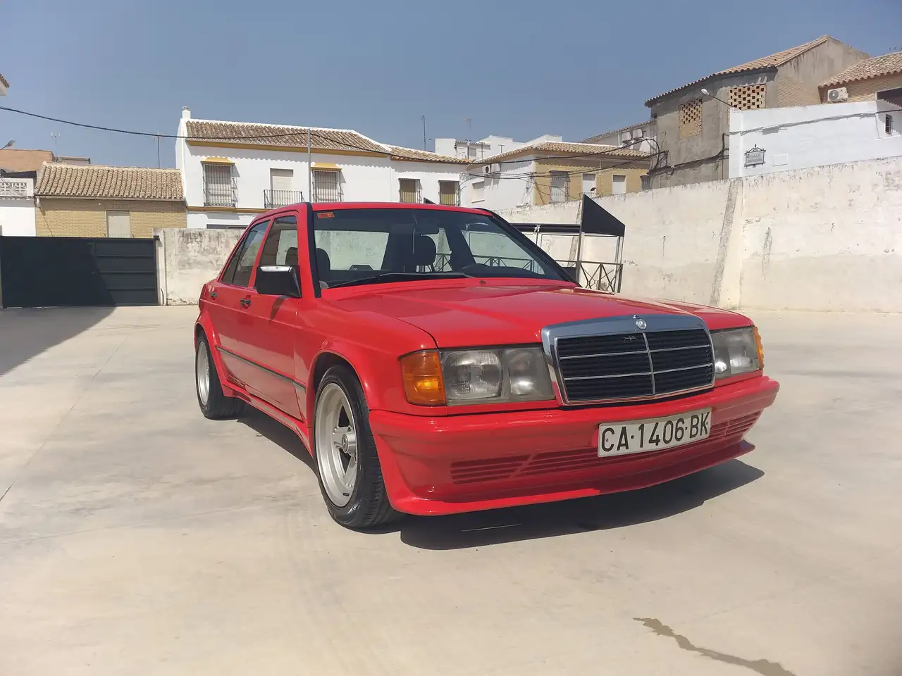 Mercedes-Benz 190, foto 2