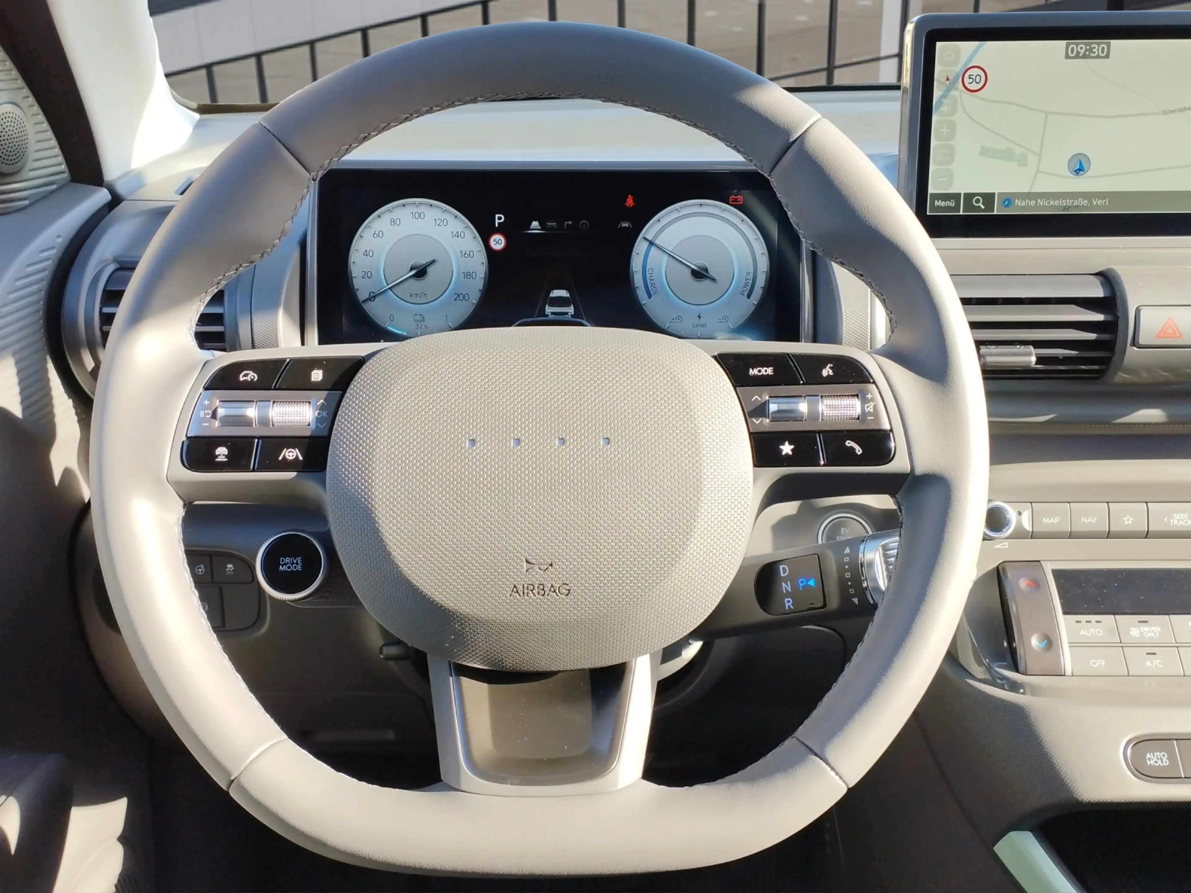 Hyundai Inster 49 kWh Lounge Elektro-Komfort-Paket — photo 11