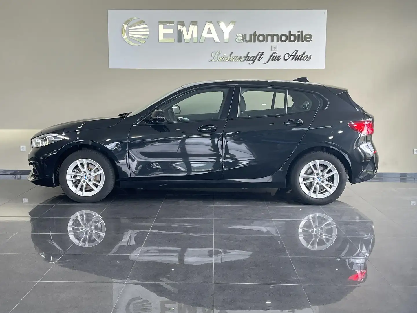 BMW 118 i Sport Line //Navi/LED// Noir - 1