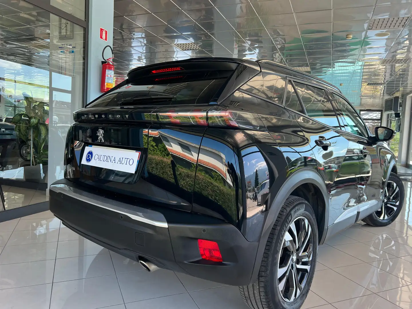 Peugeot 2008 1.5 bluehdi Allure s Noir - 2
