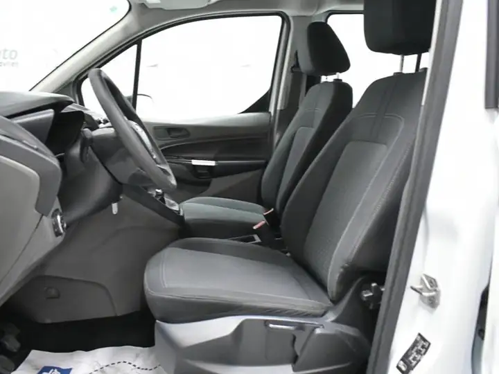 Ford Transit Connect 2021, foto 10