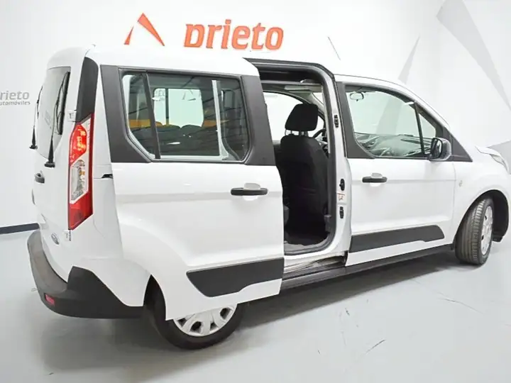 Ford Transit Connect 2021, foto 32