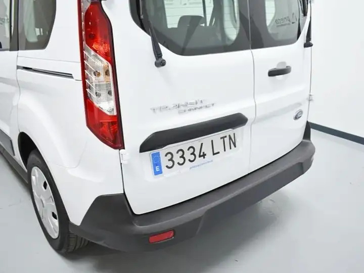 Ford Transit Connect 2021, foto 5