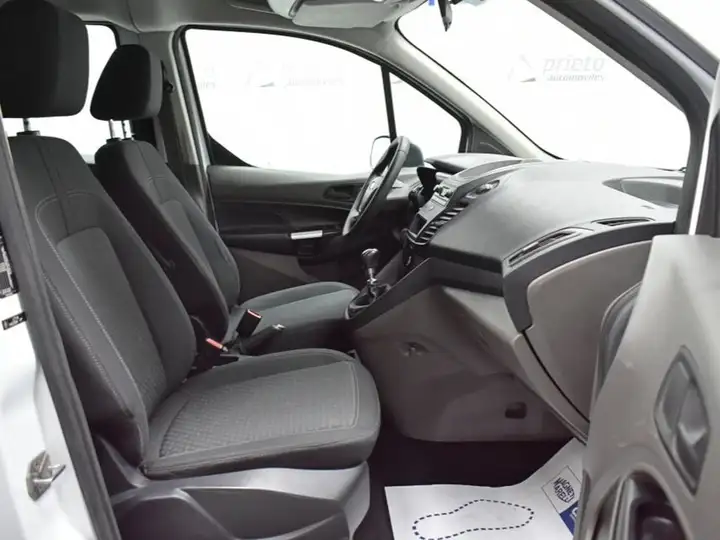 Ford Transit Connect 2021, foto 36