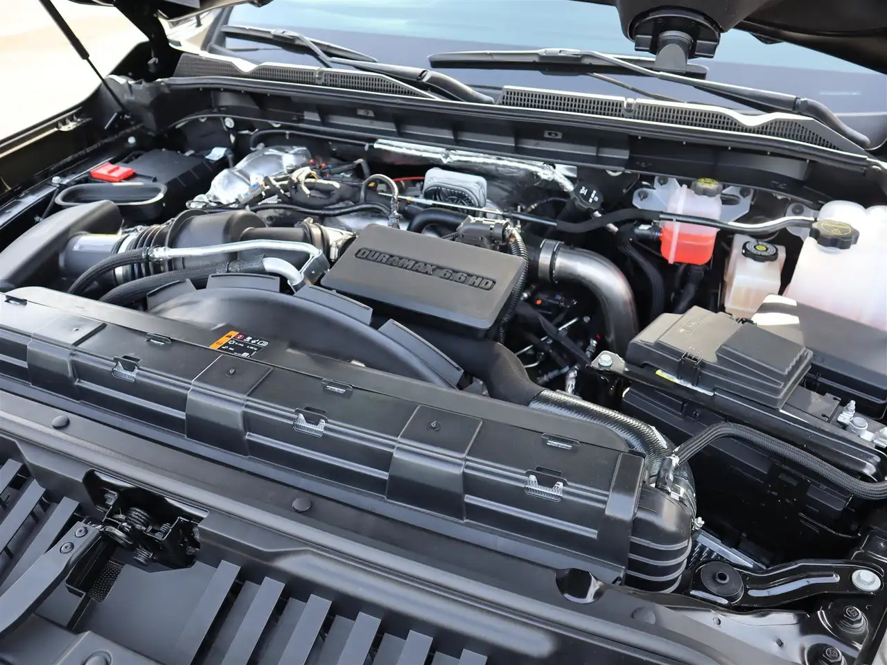 GMC Sierra 3500HD снимка GMC Sierra 3500HD