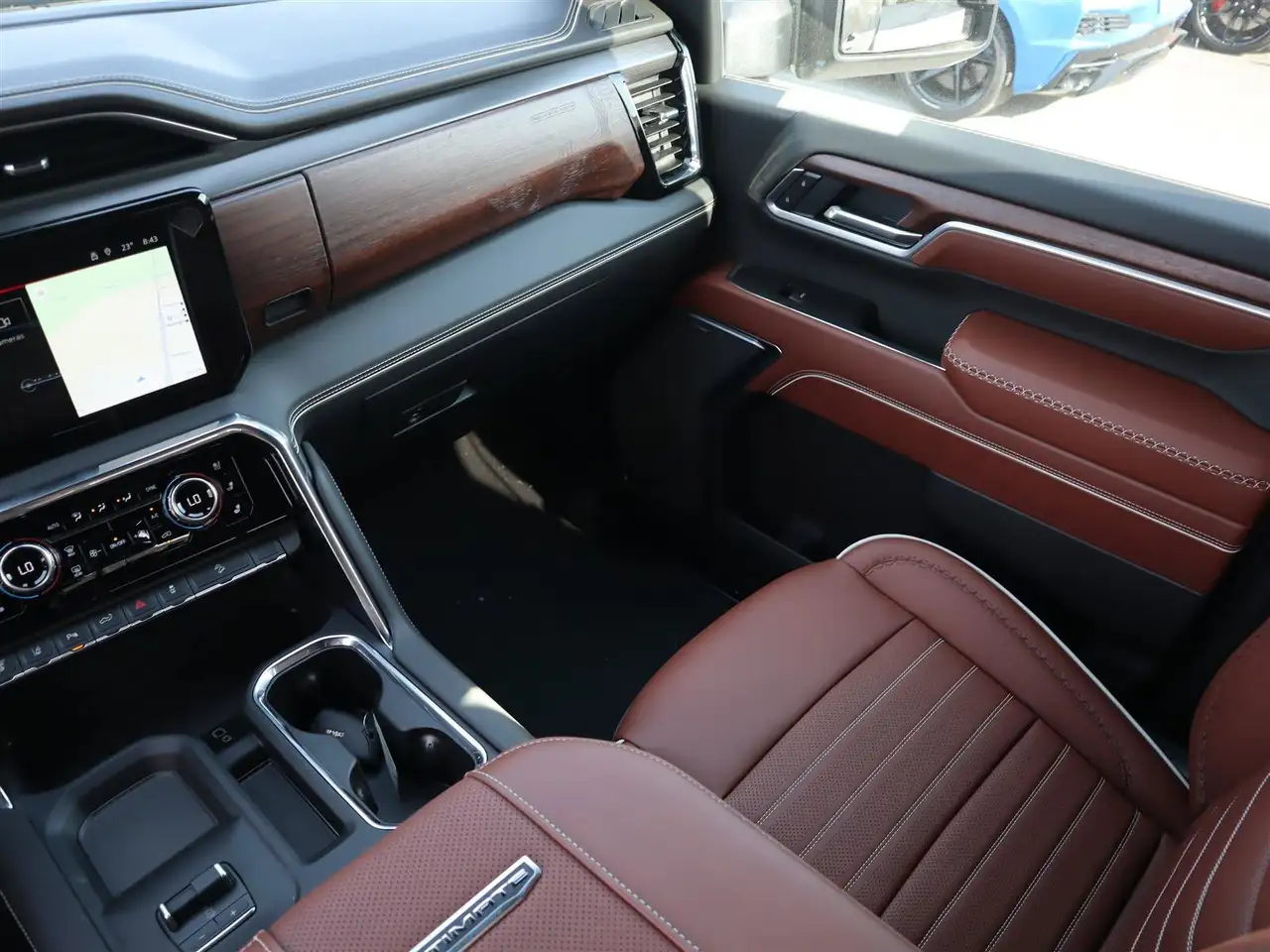 GMC Sierra 3500HD снимка GMC Sierra 3500HD