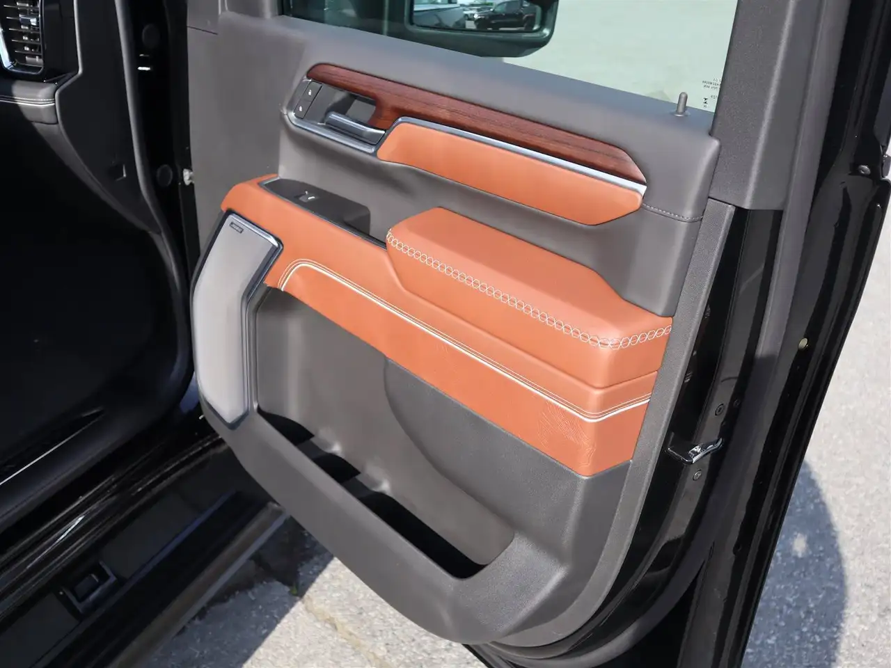 GMC Sierra 3500HD снимка GMC Sierra 3500HD