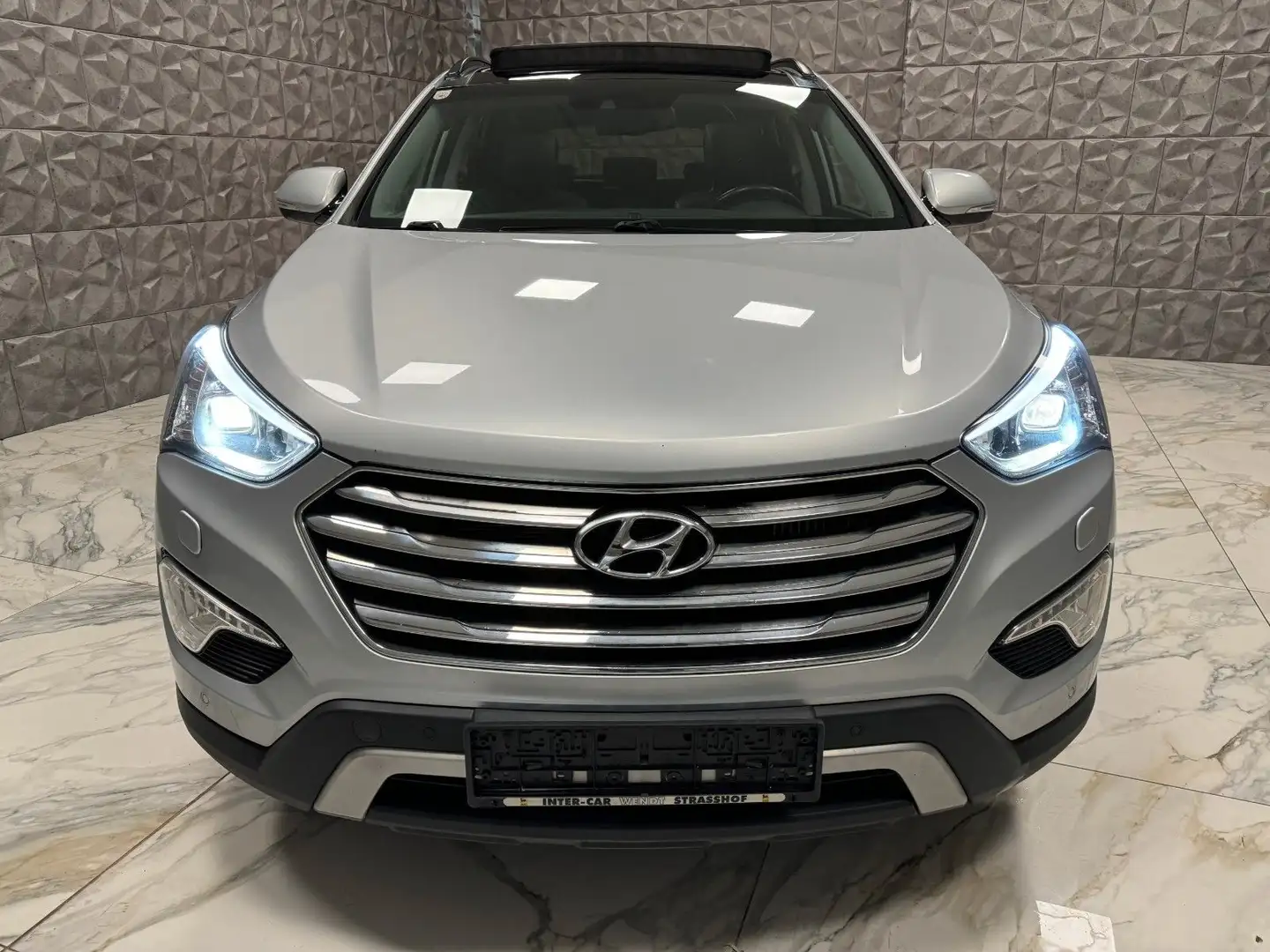 Hyundai Grand Santa Fe Premium 4WD/ 7-Sitzter. Серебристый - 2