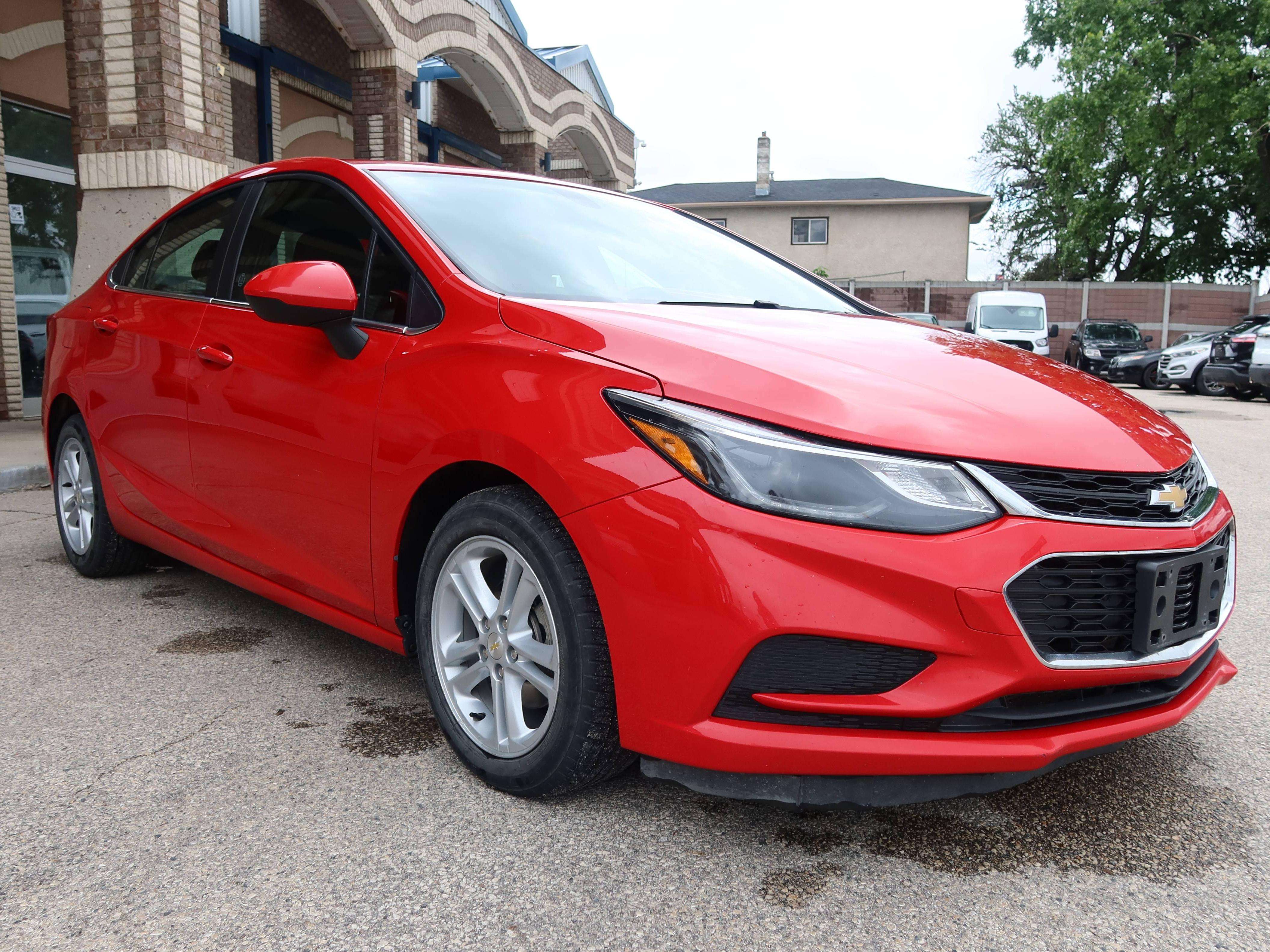 2017 Chevrolet Cruze LT — снимка 1