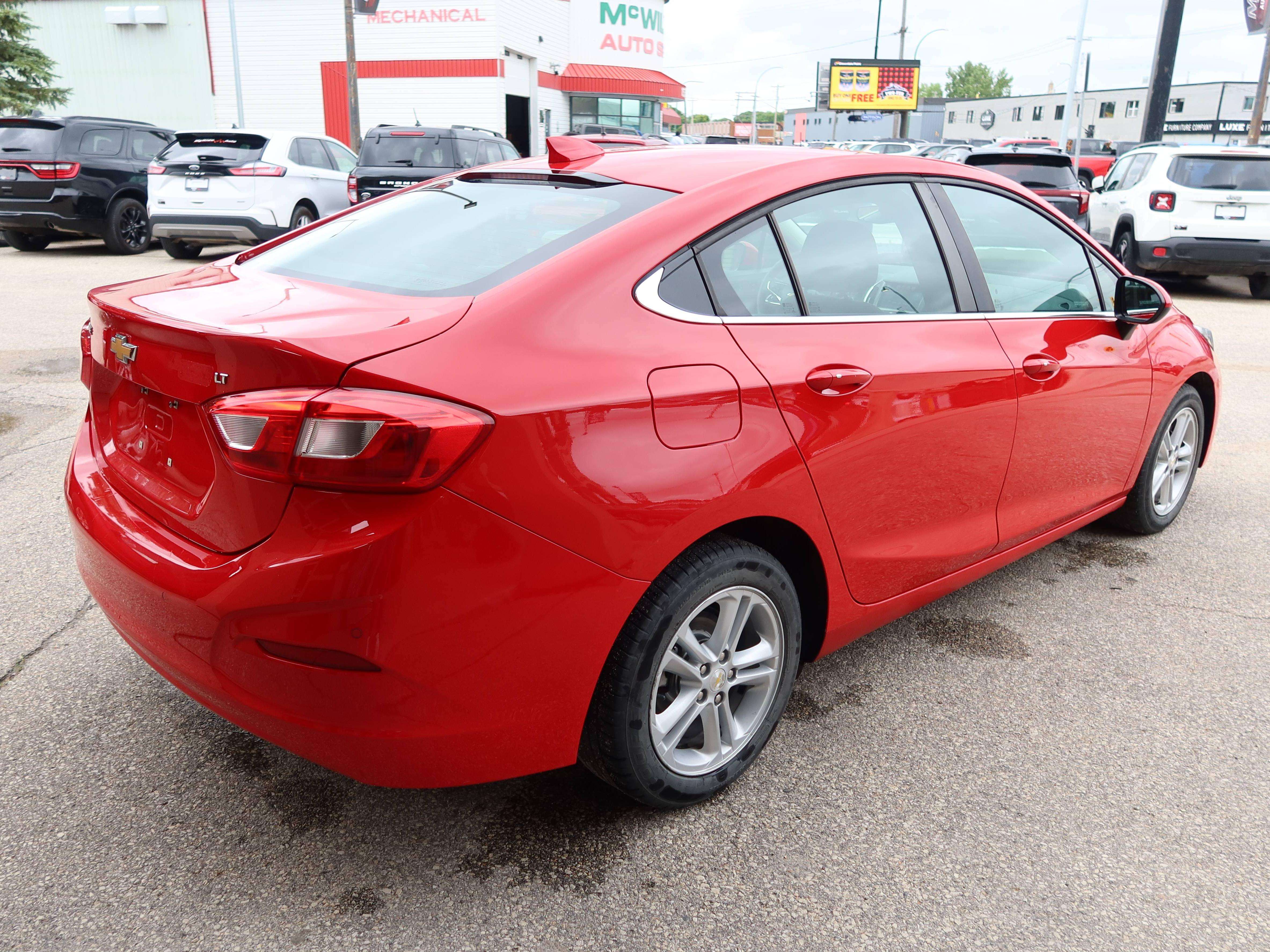 2017 Chevrolet Cruze LT — снимка 1