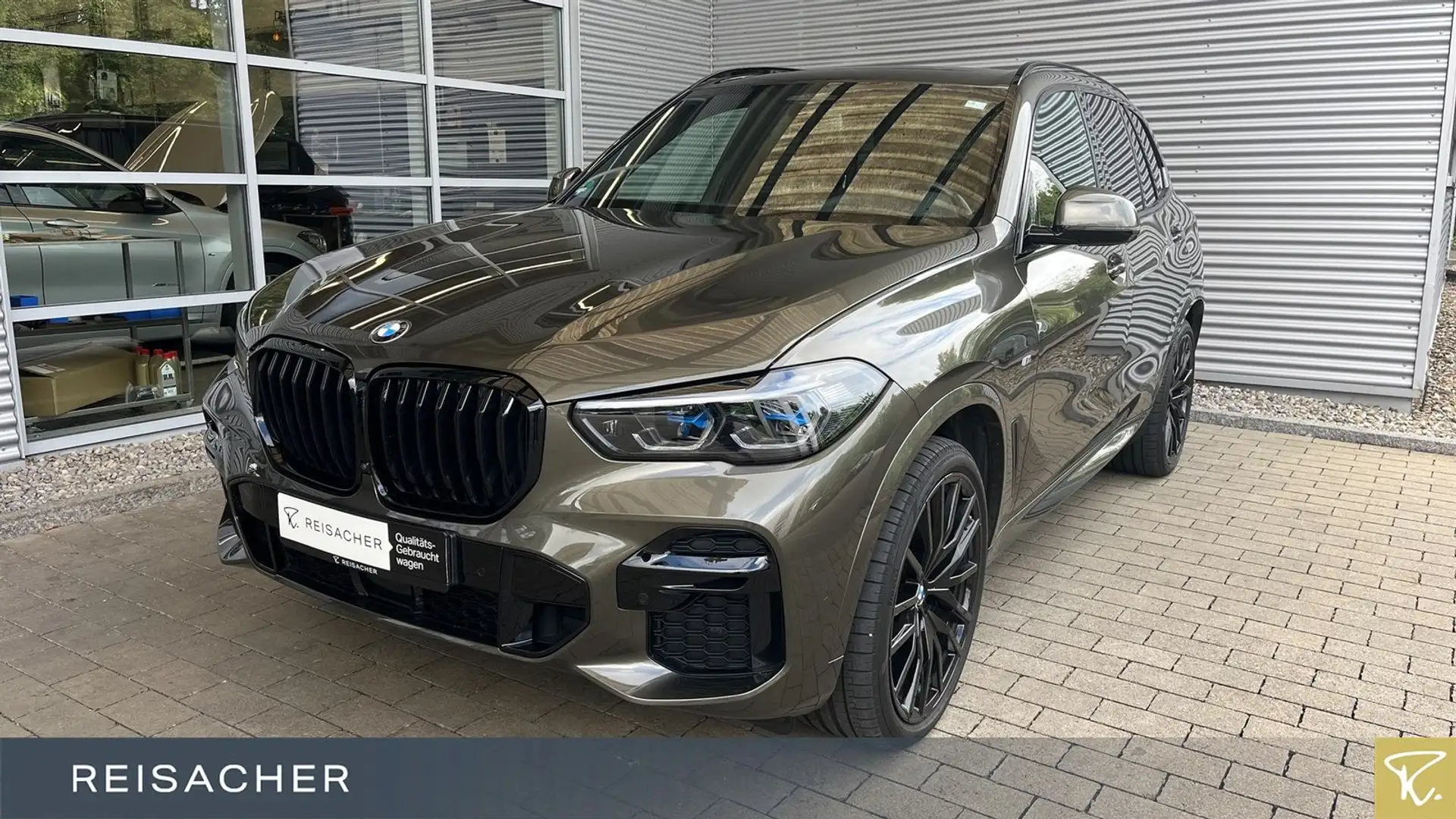 BMW X5 xDrive40d AHK StdHz HUD Pano 360° H&K 22"LM Braun - 1
