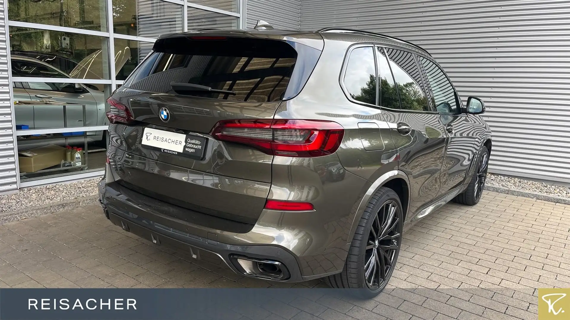 BMW X5 xDrive40d AHK StdHz HUD Pano 360° H&K 22"LM Braun - 2