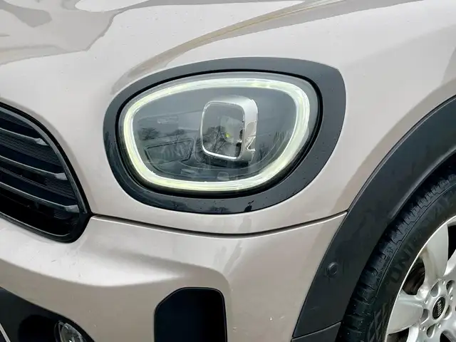Mini Cooper Cooper view 4