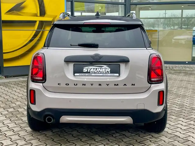 Mini Cooper Cooper view 6