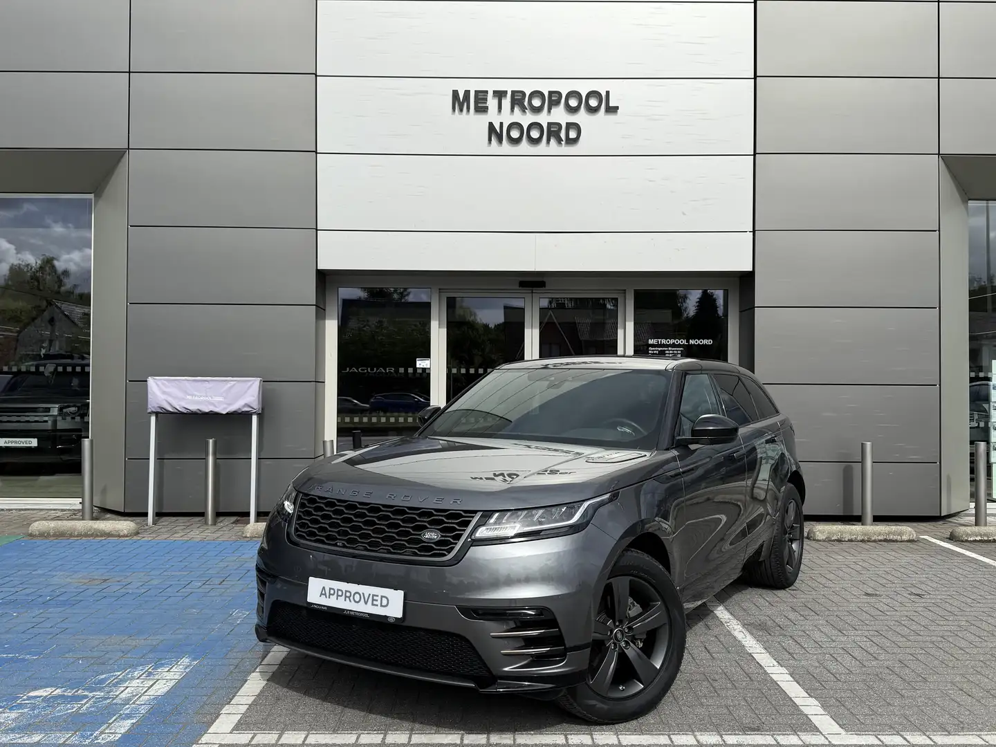 Land Rover Range Rover Velar R-dynamic P250 Gris - 1