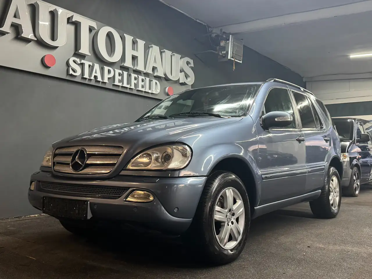 Mercedes-Benz ML 400