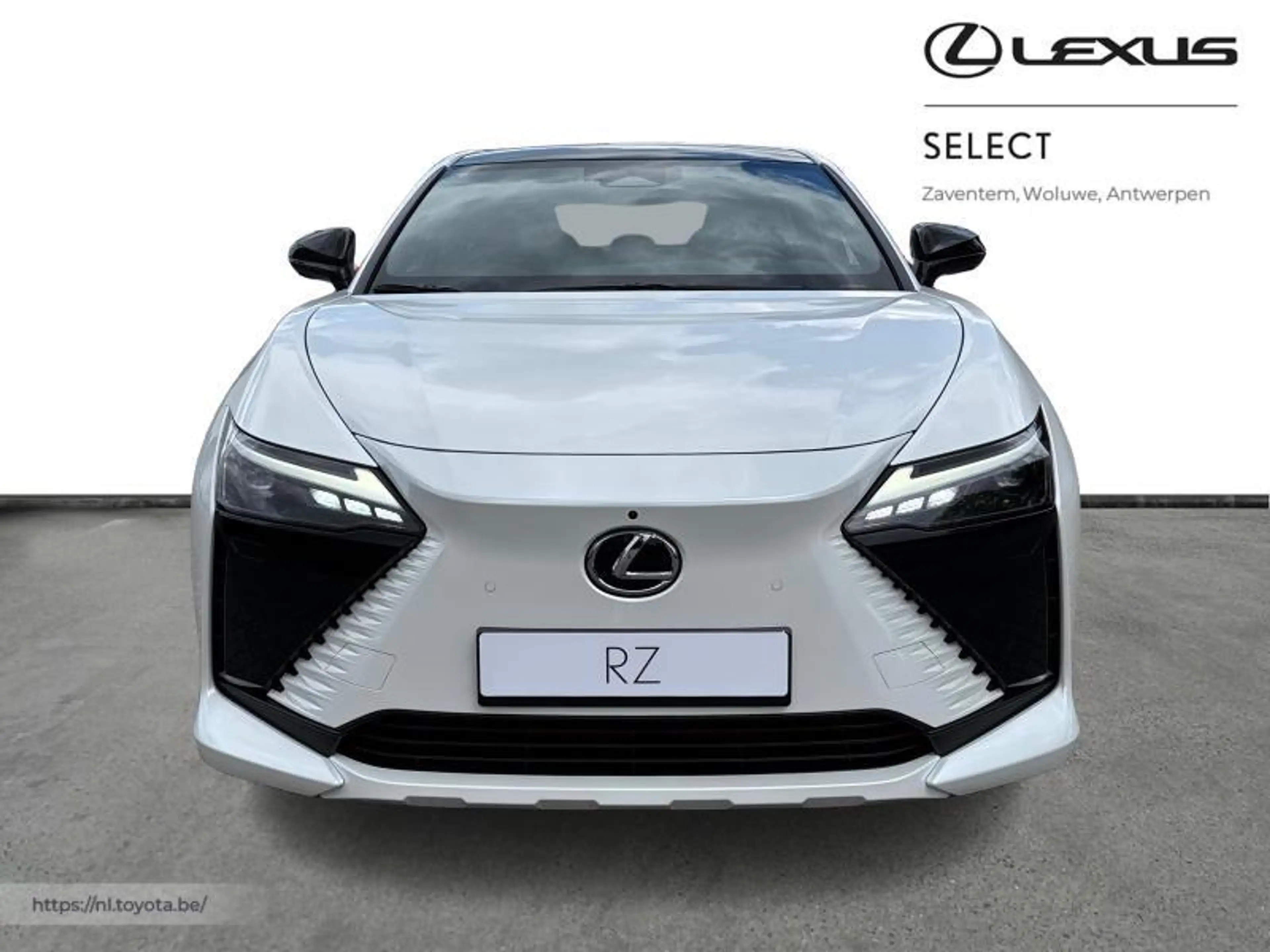 Lexus RZ 350e Privilege Line + Pano Roof — photo 5