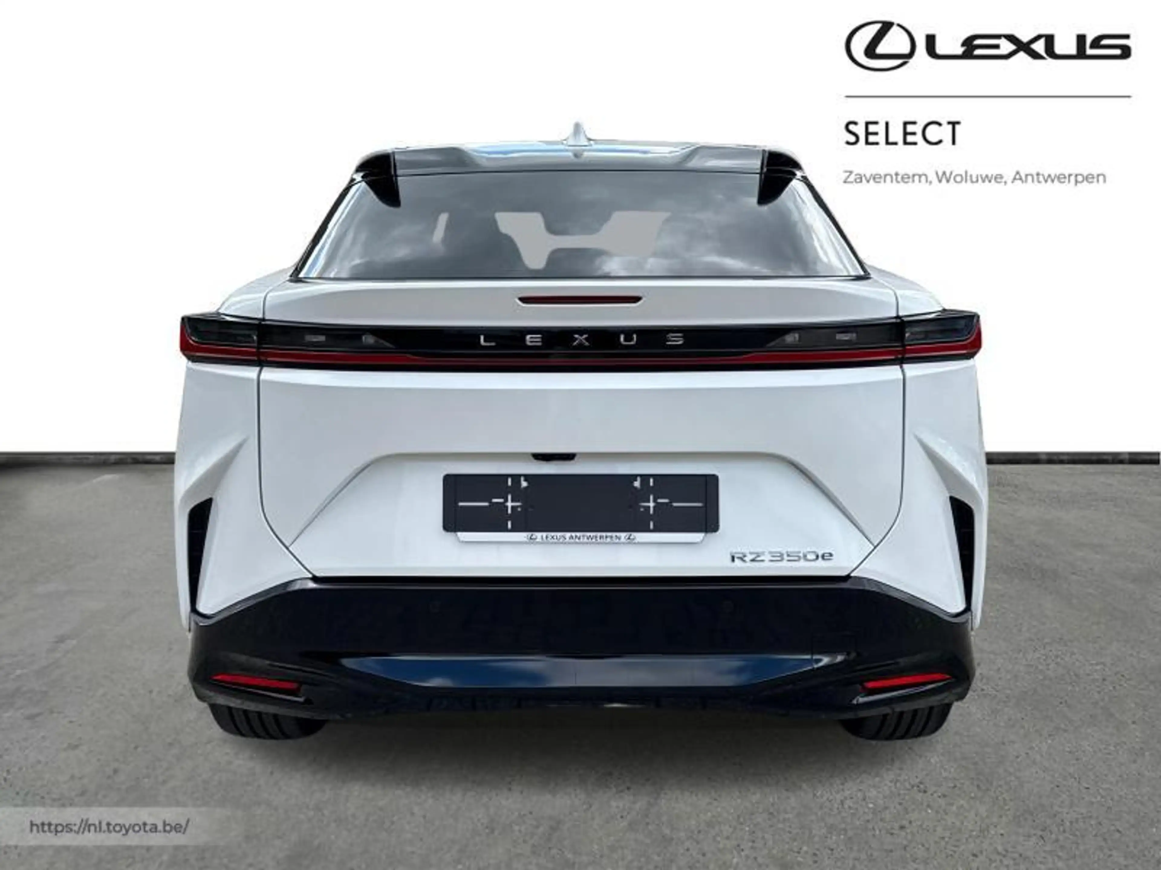 Lexus RZ 350e Privilege Line + Pano Roof — photo 4