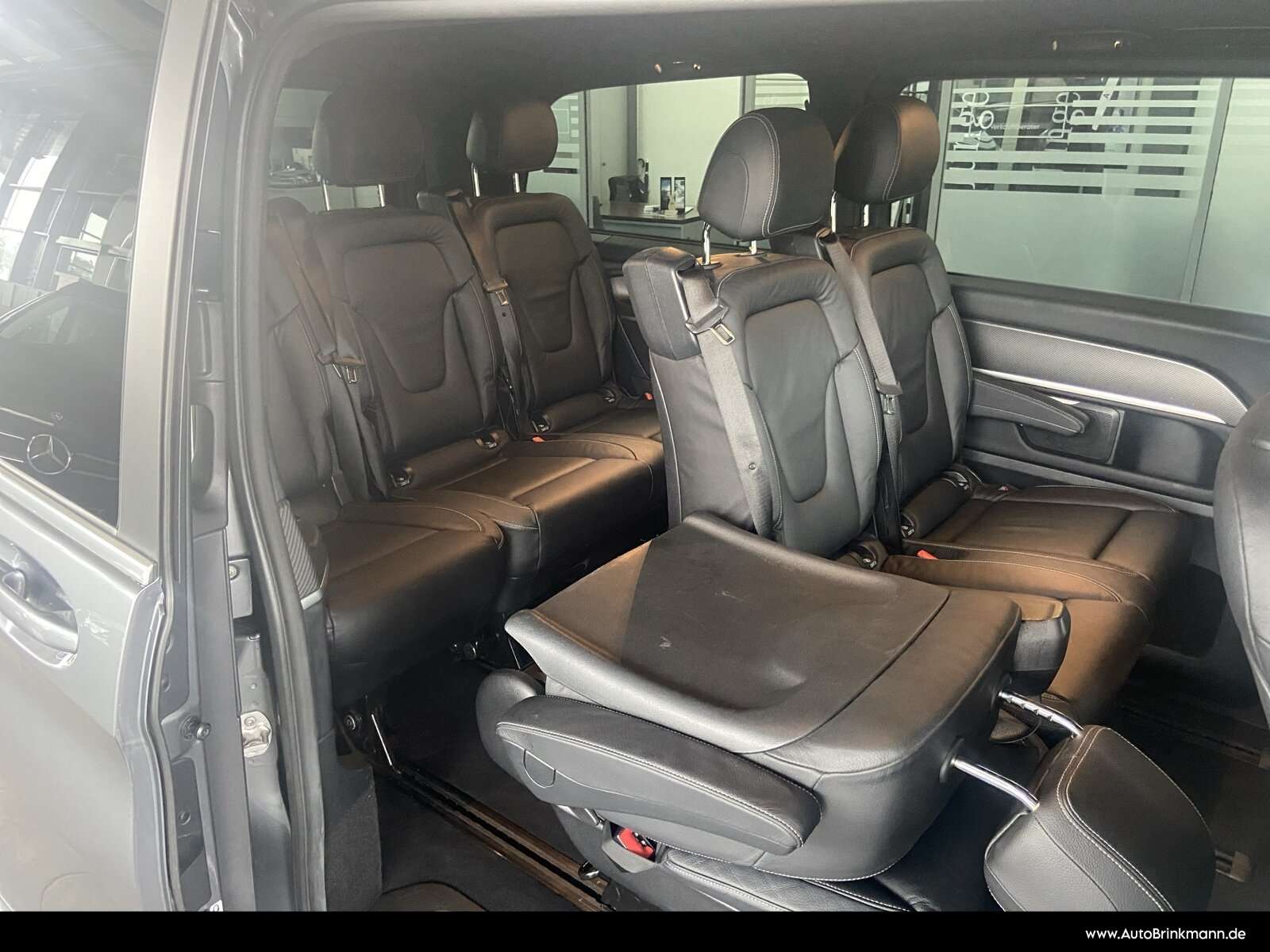 Mercedes-Benz V 250