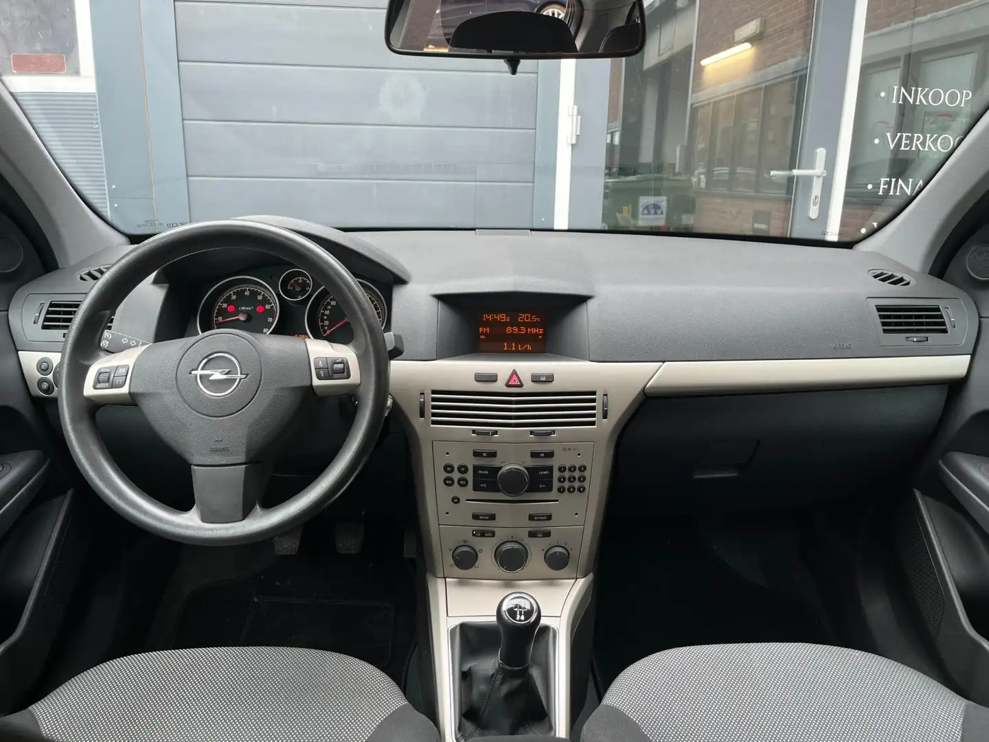 Opel Astra 1.4 Temptation|Nap|Airco|Elek.Pakket|Apk|Aux Gris - 2