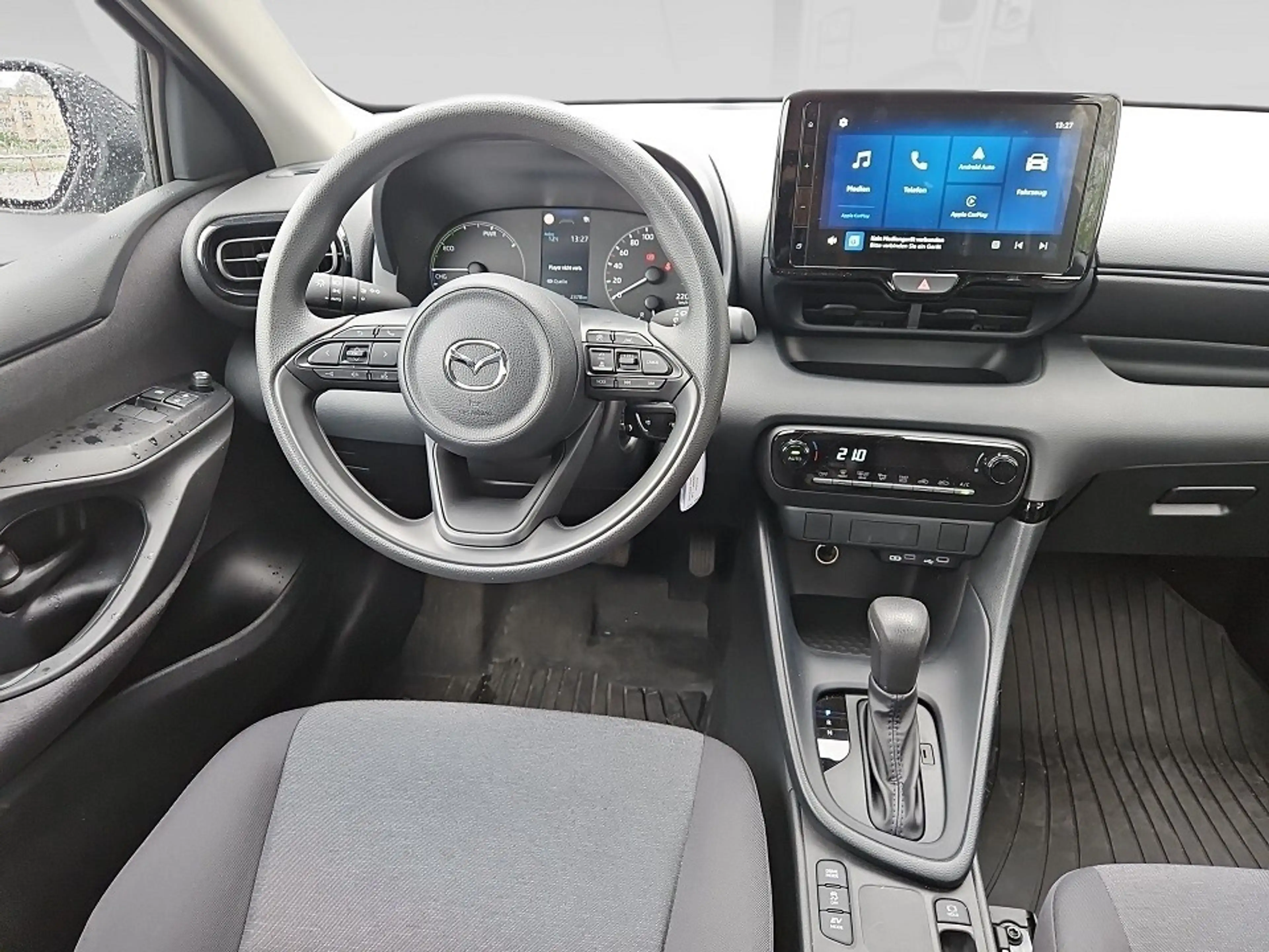Mazda 2 Mazda2 Hybrid Prime Line Aut. — photo 11