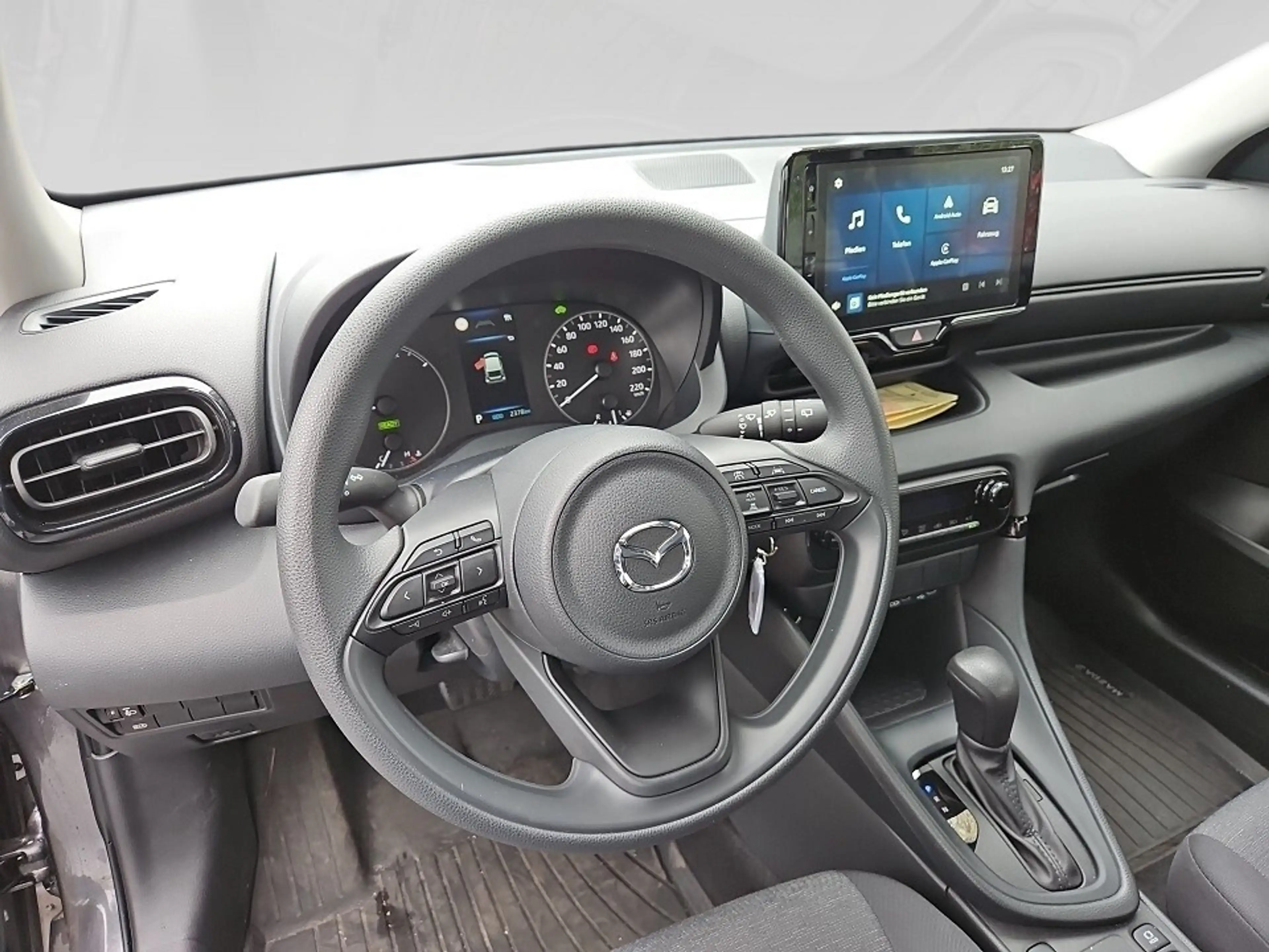 Mazda 2 Mazda2 Hybrid Prime Line Aut. — photo 9