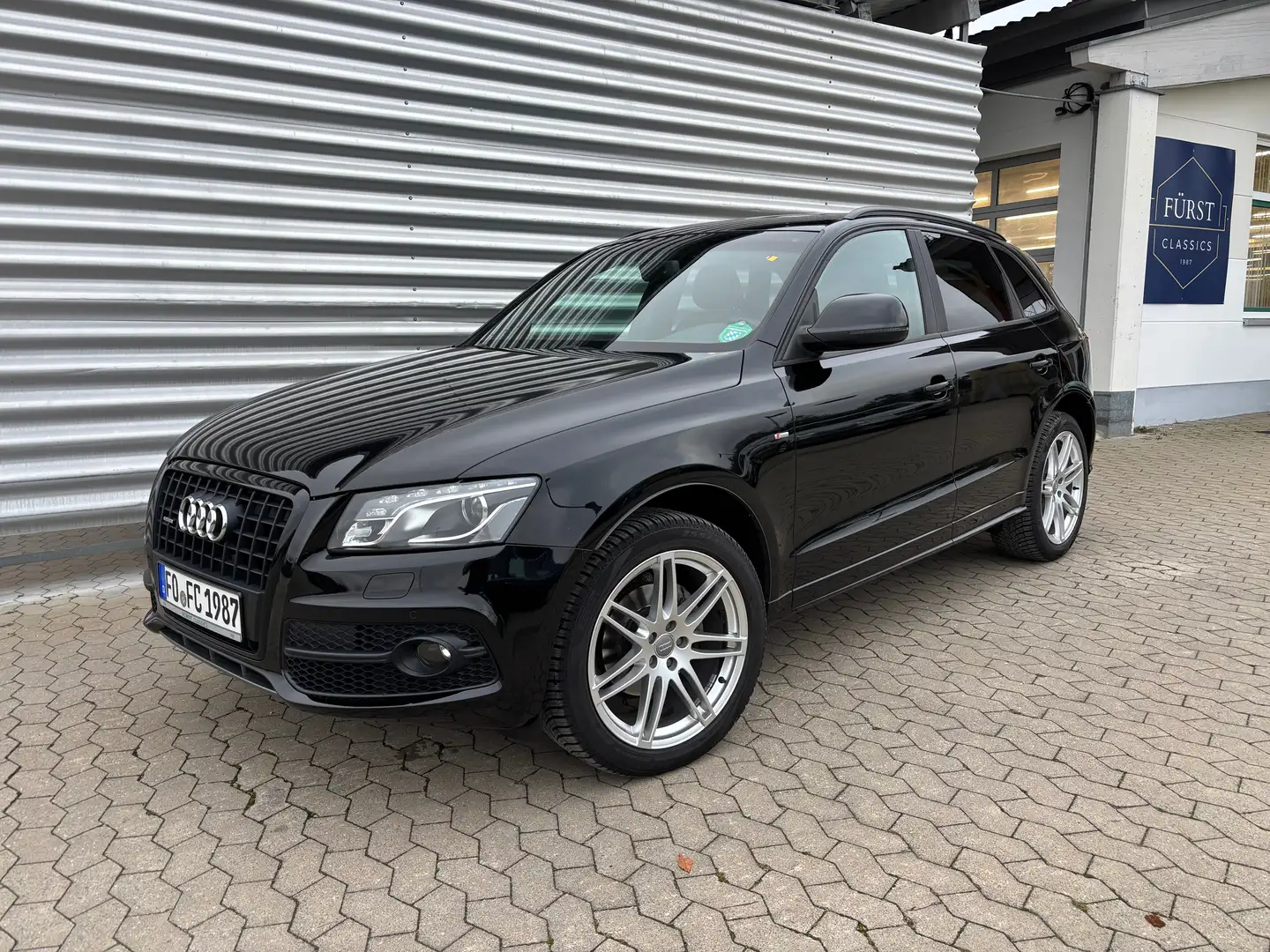 Audi Q5 2.0 TDI Quattro S LINE Sport Plus XENON LEDER Czarny - 2