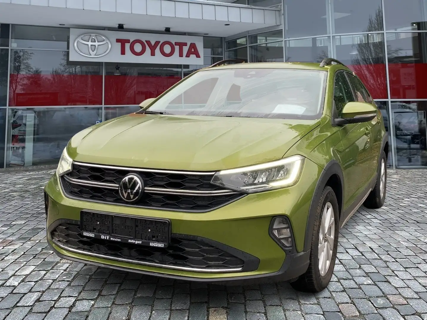 Volkswagen Taigo 1.0 TSI Life Gepflegter Gebrauchter Groen - 1