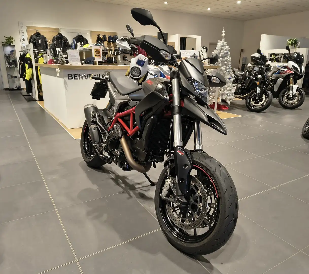 Ducati Hypermotard 821 Dark - 2