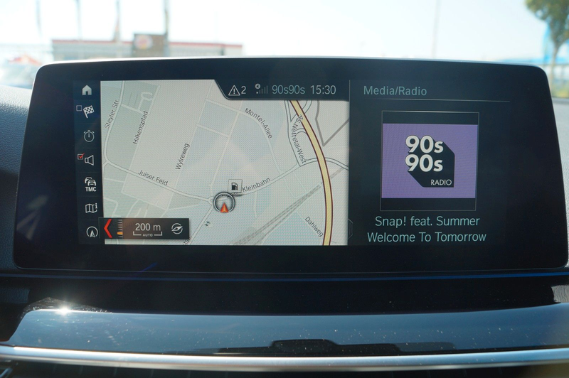 BMW 530 d Touring xDrive *AHK*Pano*360*Lane*ACC*HUD* — photo 10