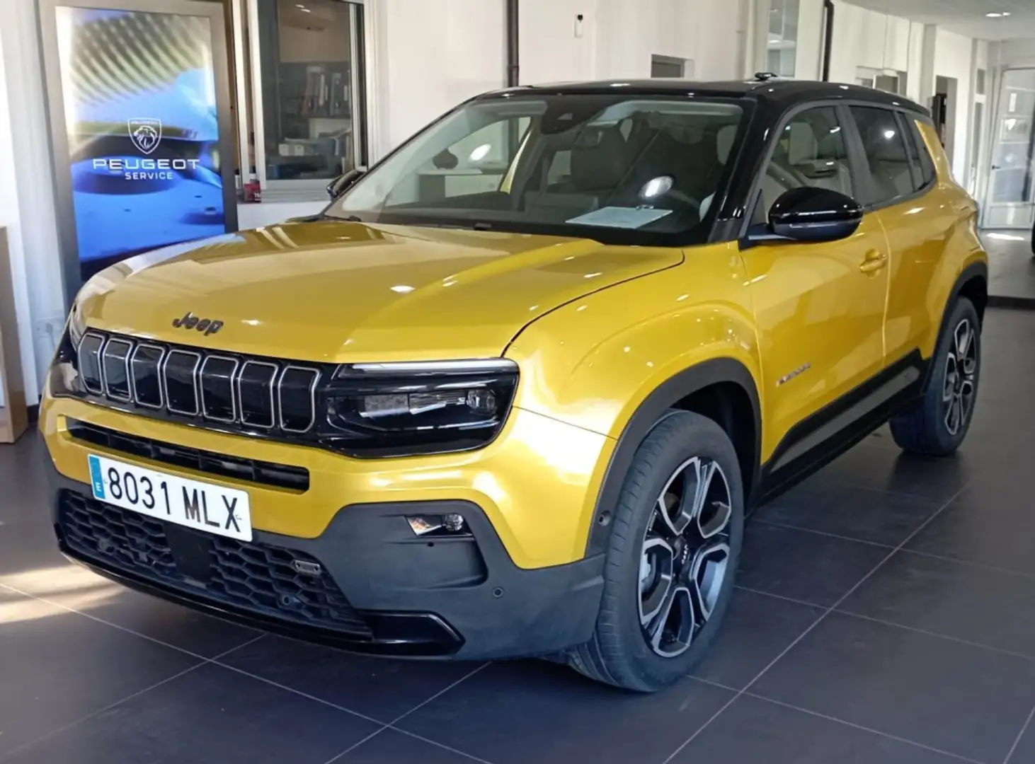 Jeep Avenger 1.2 Summit 74KW Giallo - 1