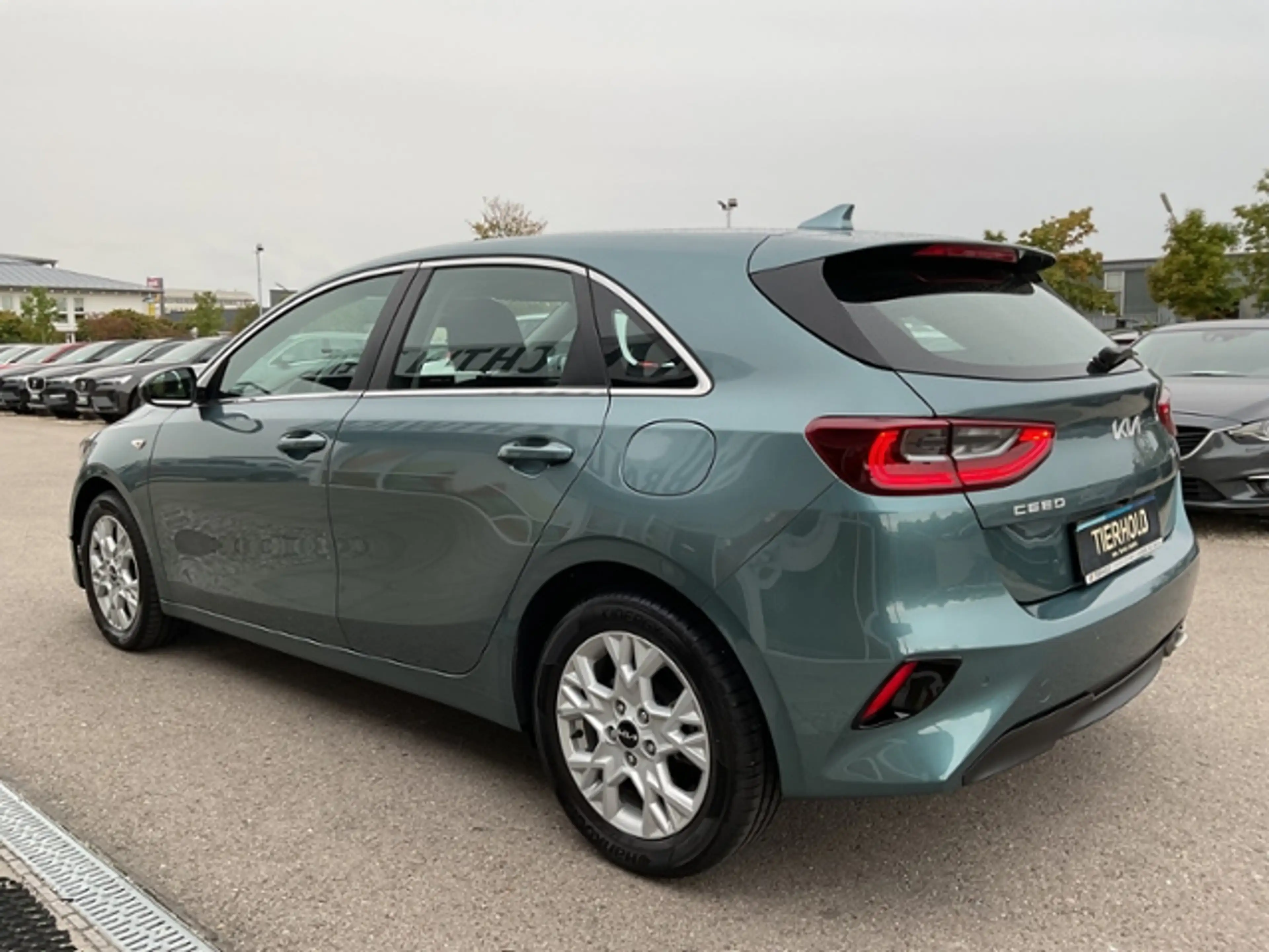 Kia Ceed / cee'd 1,5 AT Vision ACC Kamera Navi DAB — photo 5