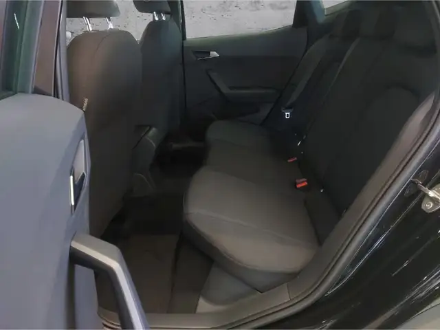 Seat Arona view 13